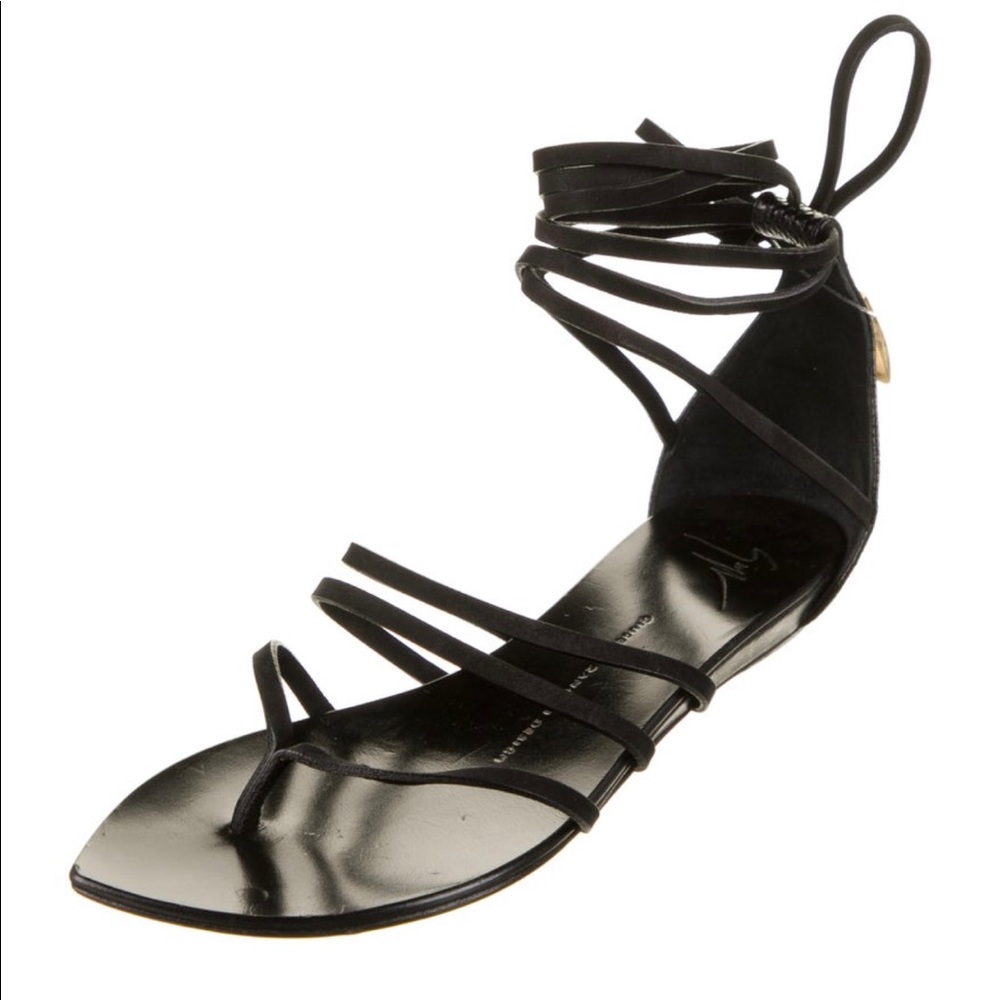 Gorgeous Black leather Giuseppe Zanotti sandals.